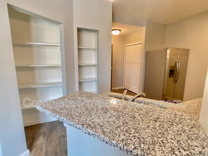 Apartment for rent at 207 4th St E #25, Albert Lea, MN 56007