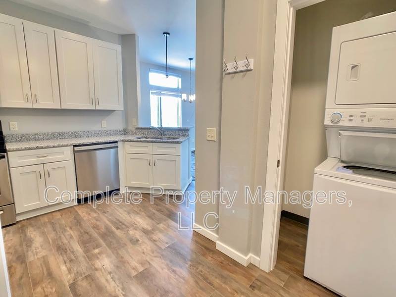 Apartment for rent at 207 4th St E #25, Albert Lea, MN 56007