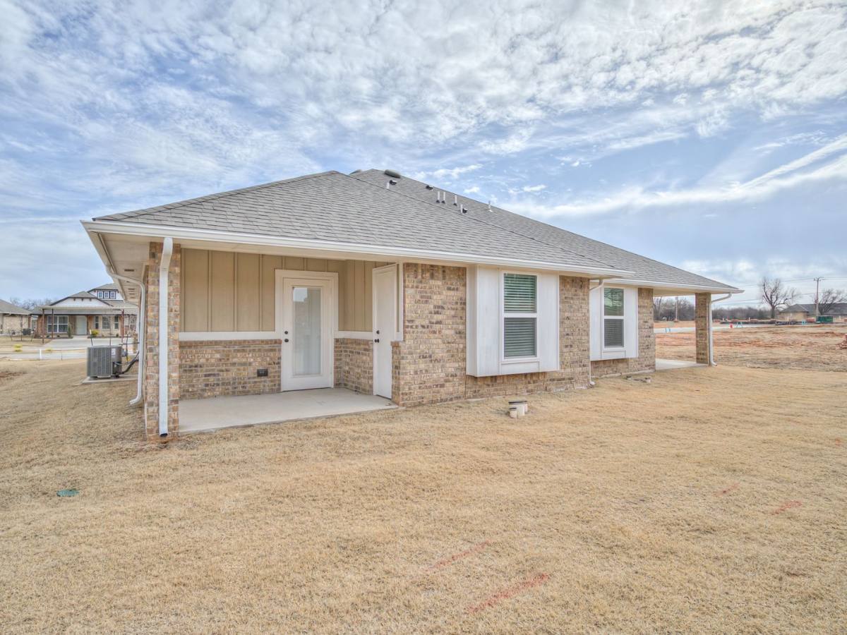Apartment for rent at 5821 Goldfinger Rd, Oklahoma City, OK 73179