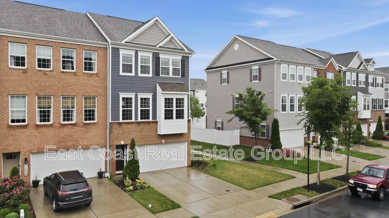 Townhouse for rent at 5123 Ironside Dr, Frederick, MD 21703