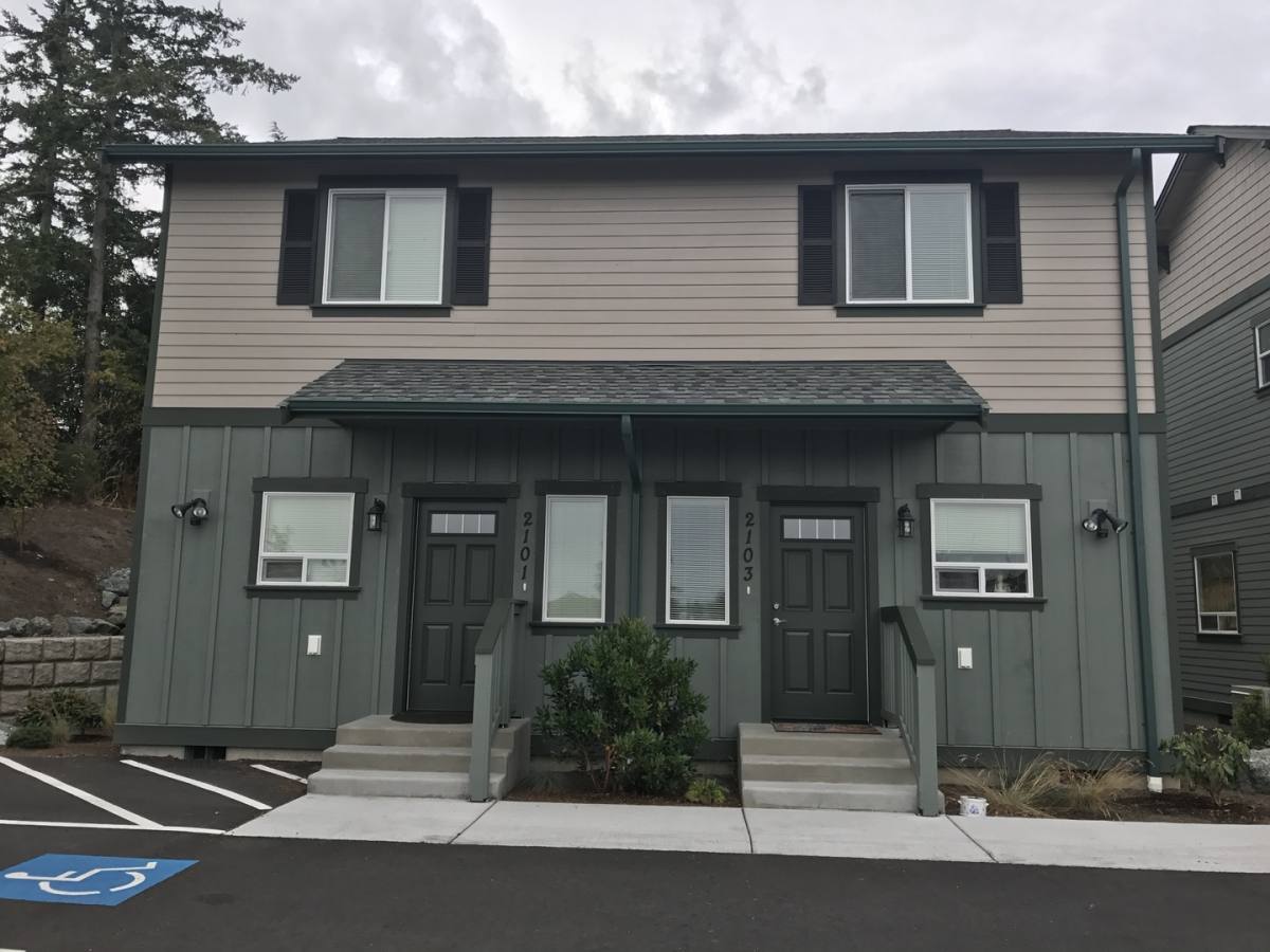 Apartment for rent at 2101-2119 37th St, Anacortes, WA 98221