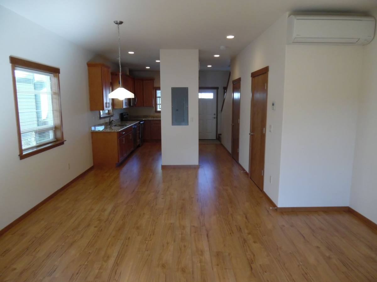 Apartment for rent at 2101-2119 37th St, Anacortes, WA 98221