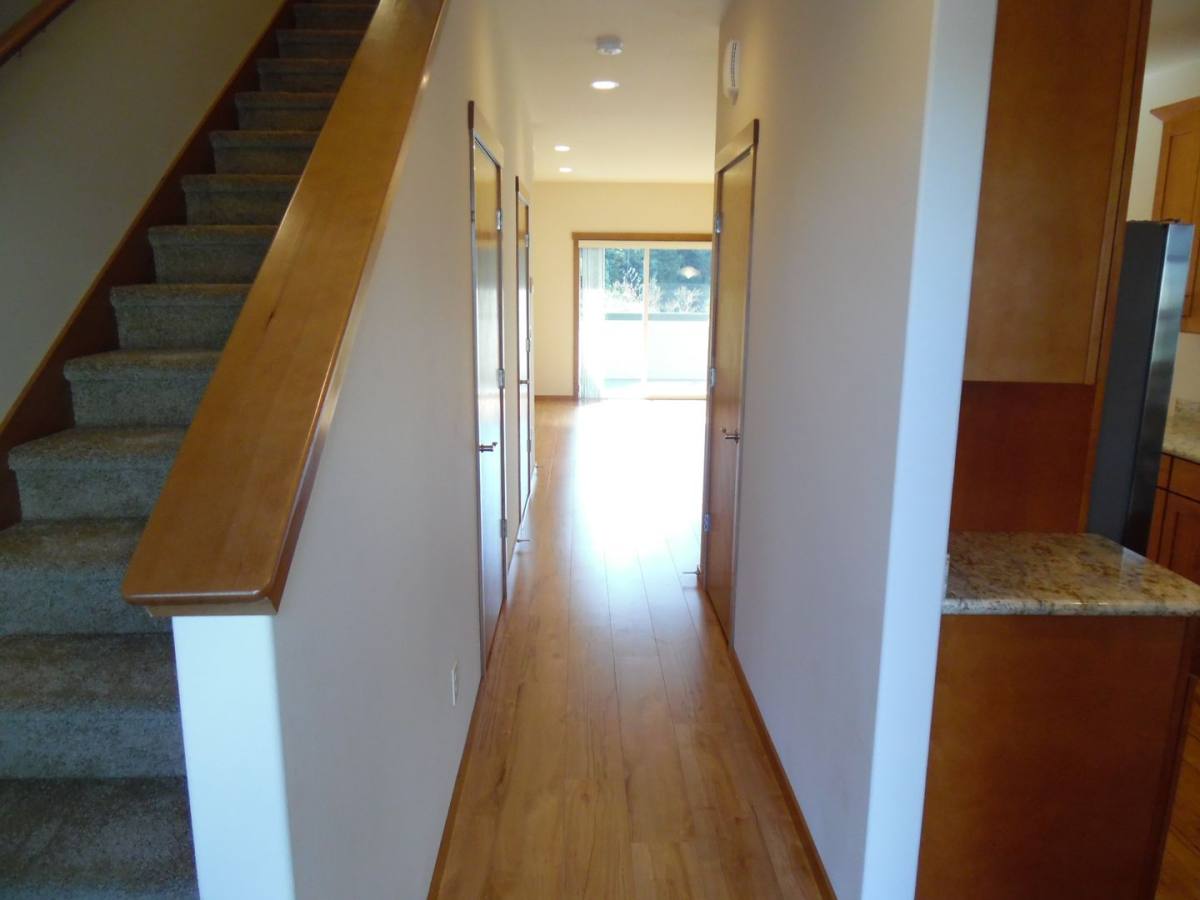Apartment for rent at 2101-2119 37th St, Anacortes, WA 98221