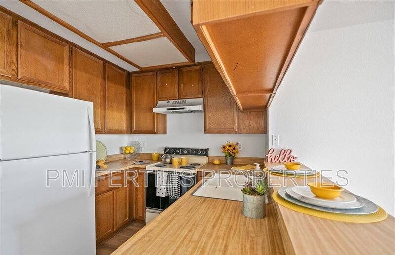 Condo for rent at 18242 Parkview Lane #106, Huntington Beach, CA 92648