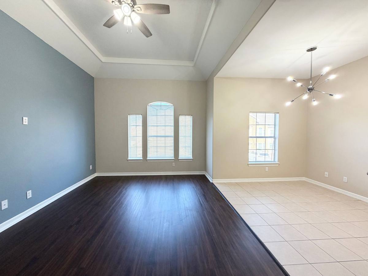 Apartment for rent at 1001 E Fern Ave, McAllen, TX 78504