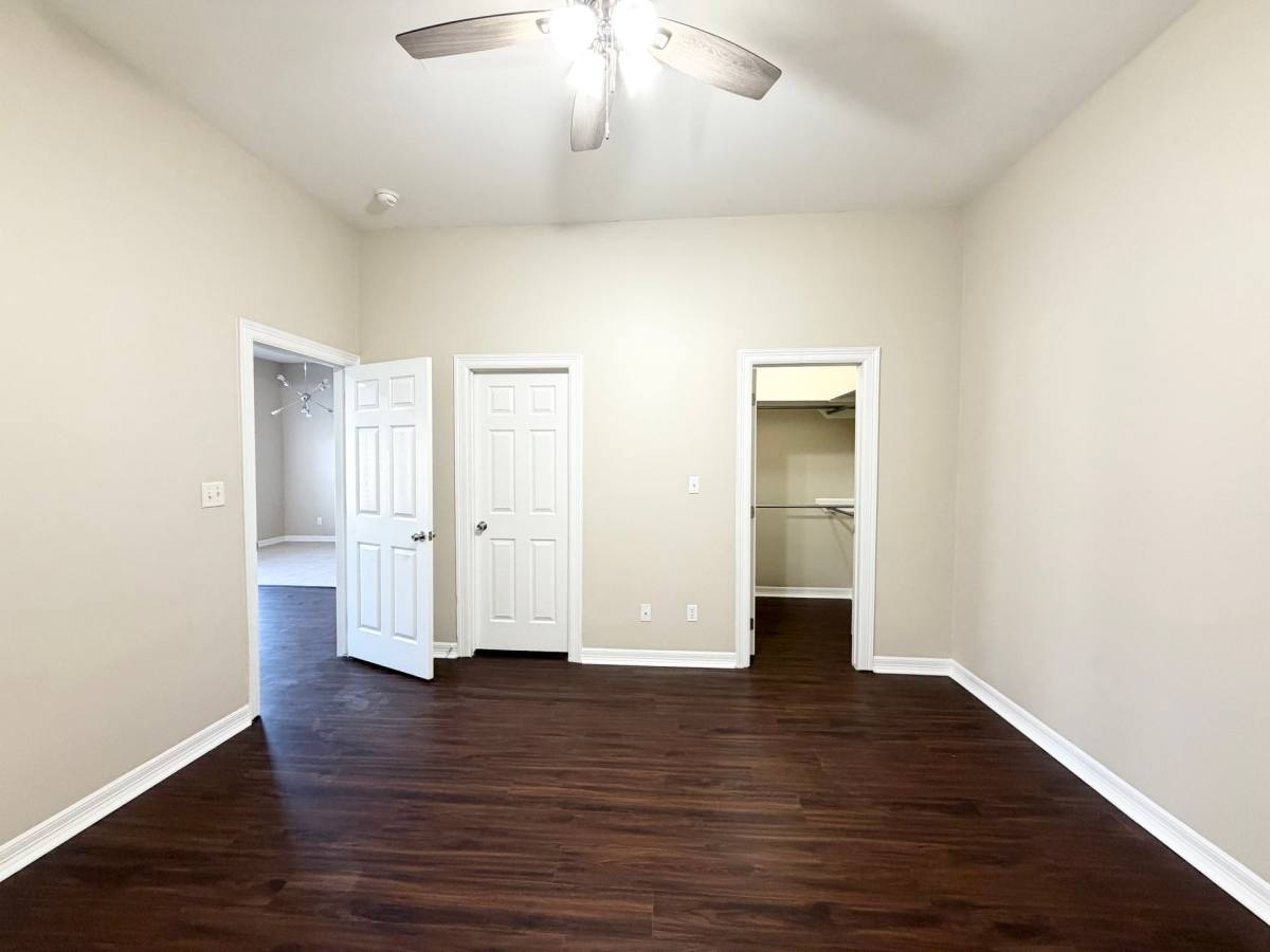 Apartment for rent at 1001 E Fern Ave, McAllen, TX 78504