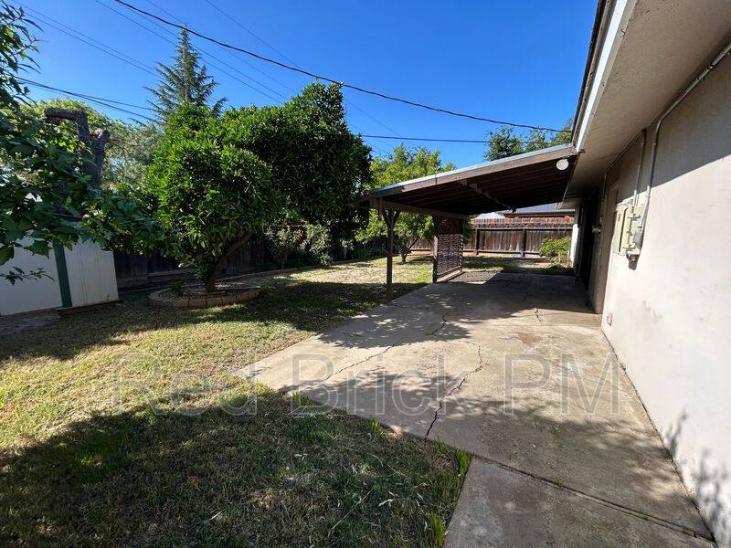 House for rent at 2685 Agnes Way, Merced, CA 95340