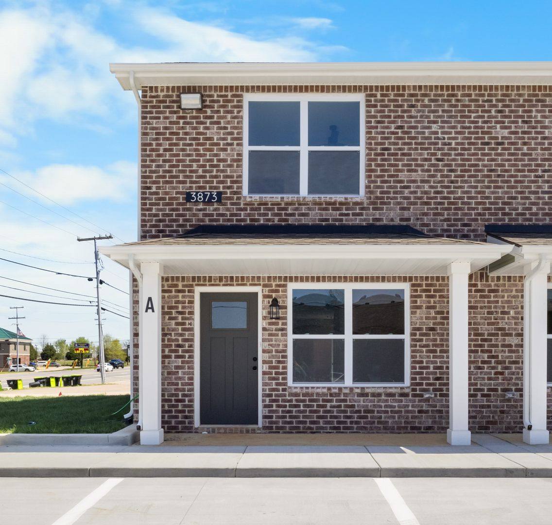 Apartment for rent at 3873 Jockey Dr, Clarksville, TN 37040