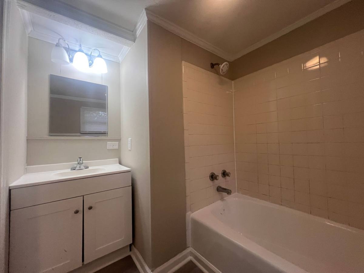 House for rent at 103 Neighborhood St, Lincolnton, NC 28092