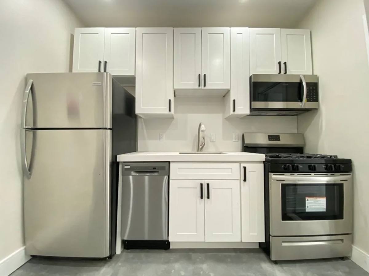 House for rent at 11 Sheafe St #3, Boston, MA 02113