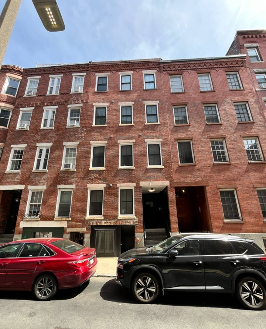 House for rent at 11 Sheafe St #3, Boston, MA 02113