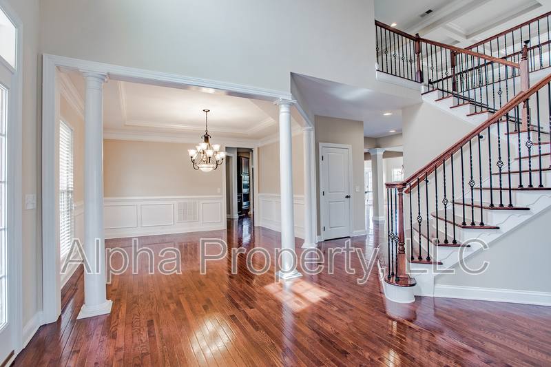 House for rent at 614 Pawleys Dr, Simpsonville, SC 29681