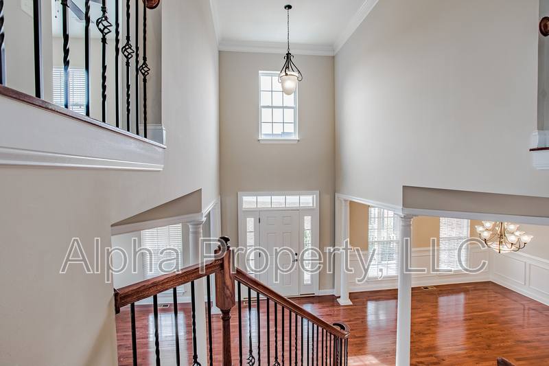 House for rent at 614 Pawleys Dr, Simpsonville, SC 29681