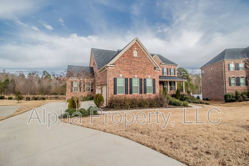 House for rent at 614 Pawleys Dr, Simpsonville, SC 29681