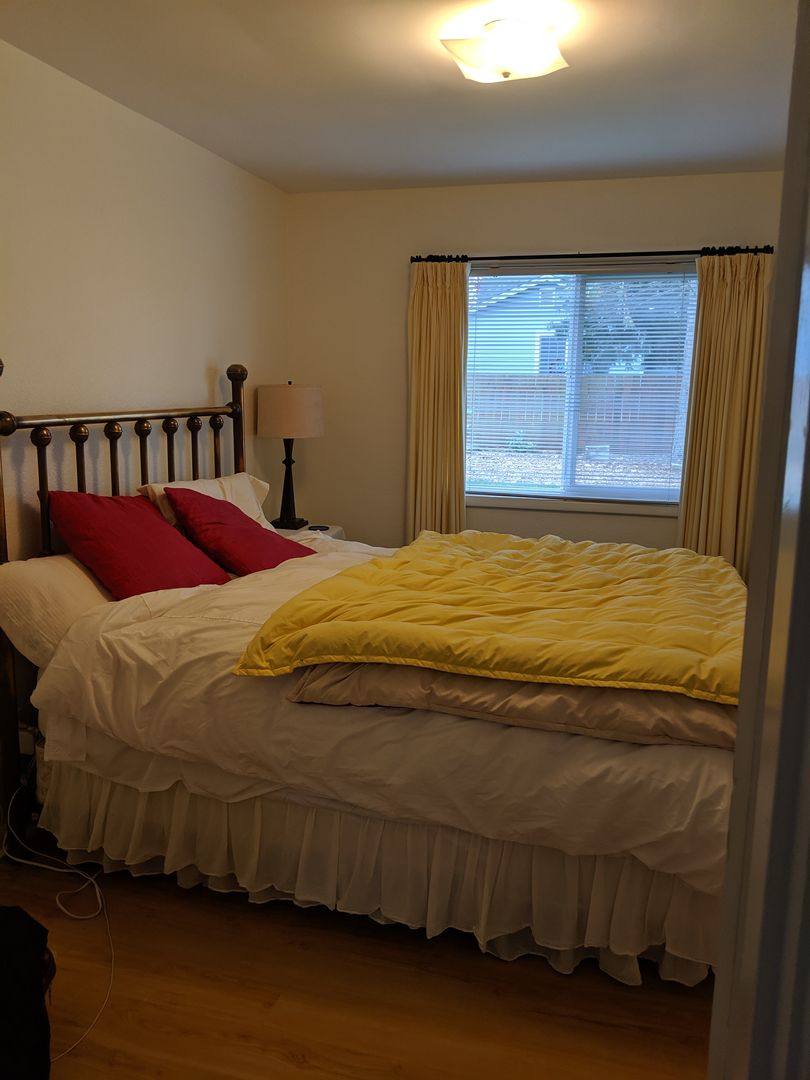 Apartment for rent at 619 621 Main St, Lynden, WA 98264