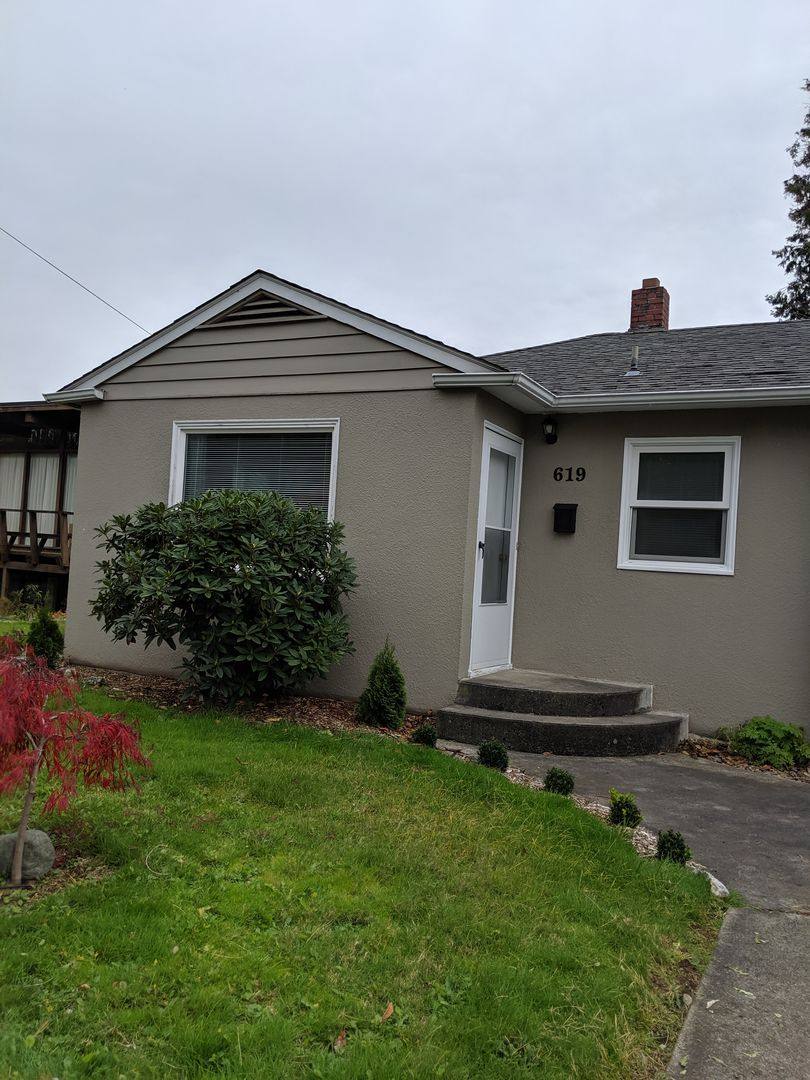 Apartment for rent at 619 621 Main St, Lynden, WA 98264