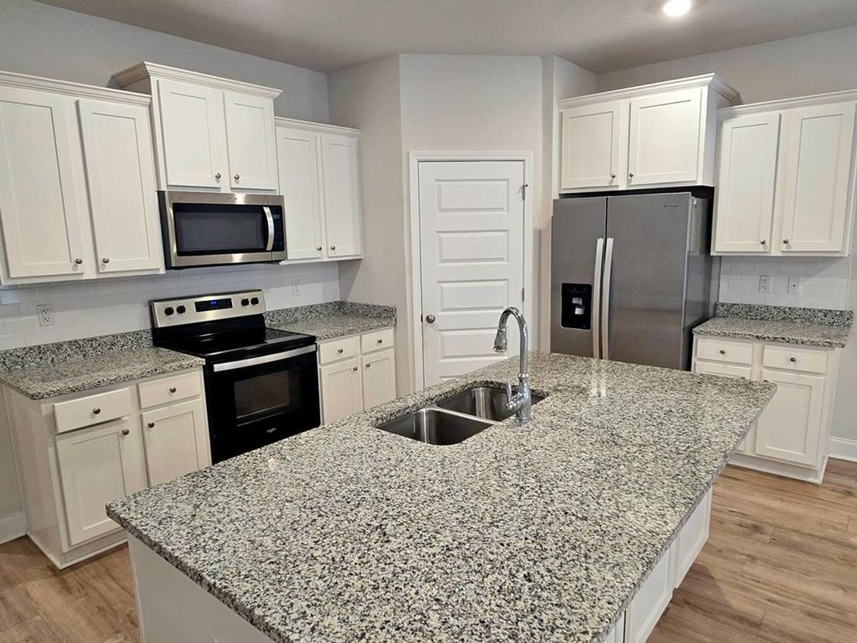 House for rent at 5175 Grand Oak Circle, Lake Park, GA 31636