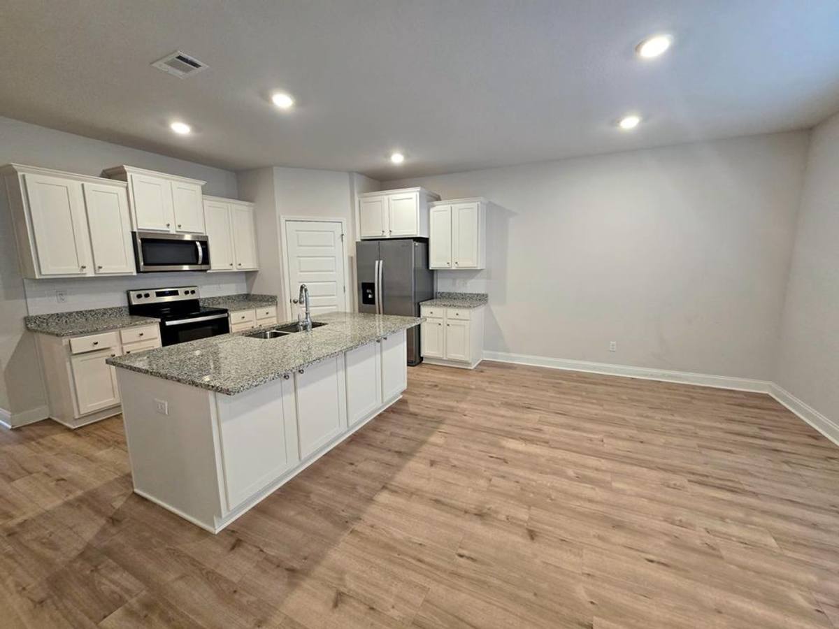 House for rent at 5175 Grand Oak Circle, Lake Park, GA 31636