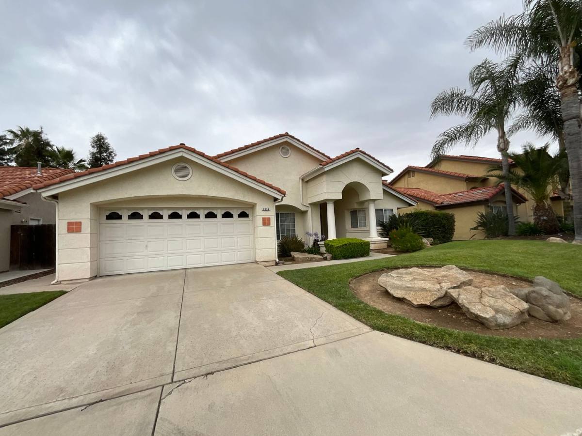House for rent at 1834 E Lester, Fresno, CA 93720