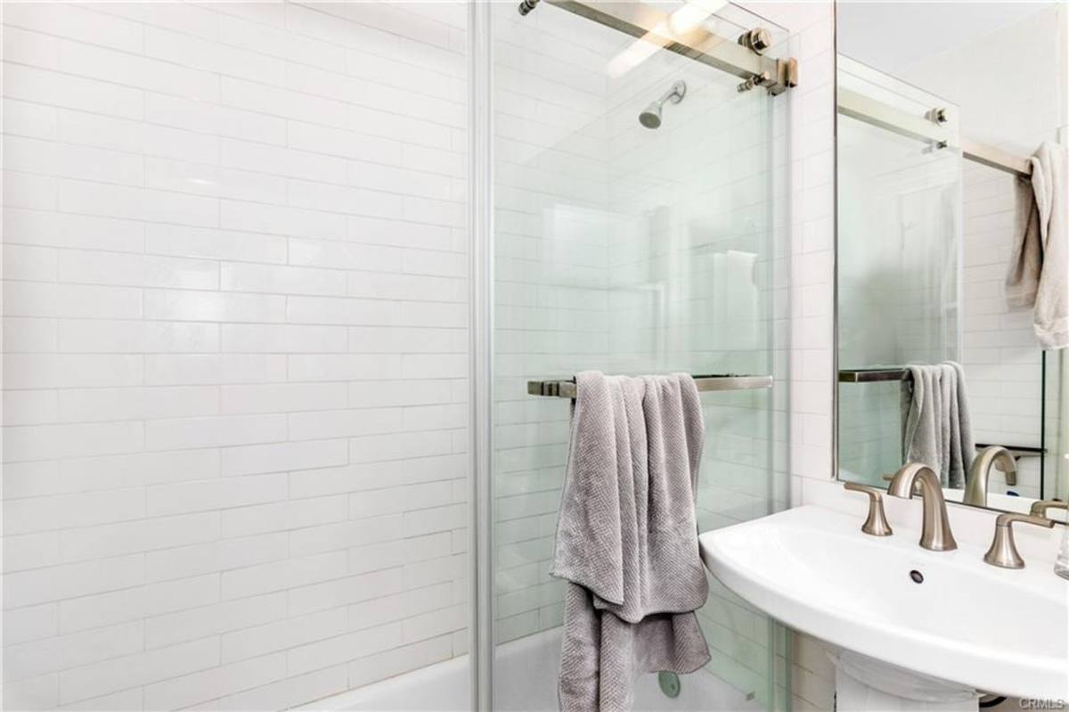 Apartment for rent at 4603 E Broadway 226 Quincy Ave, Long Beach, CA 90803