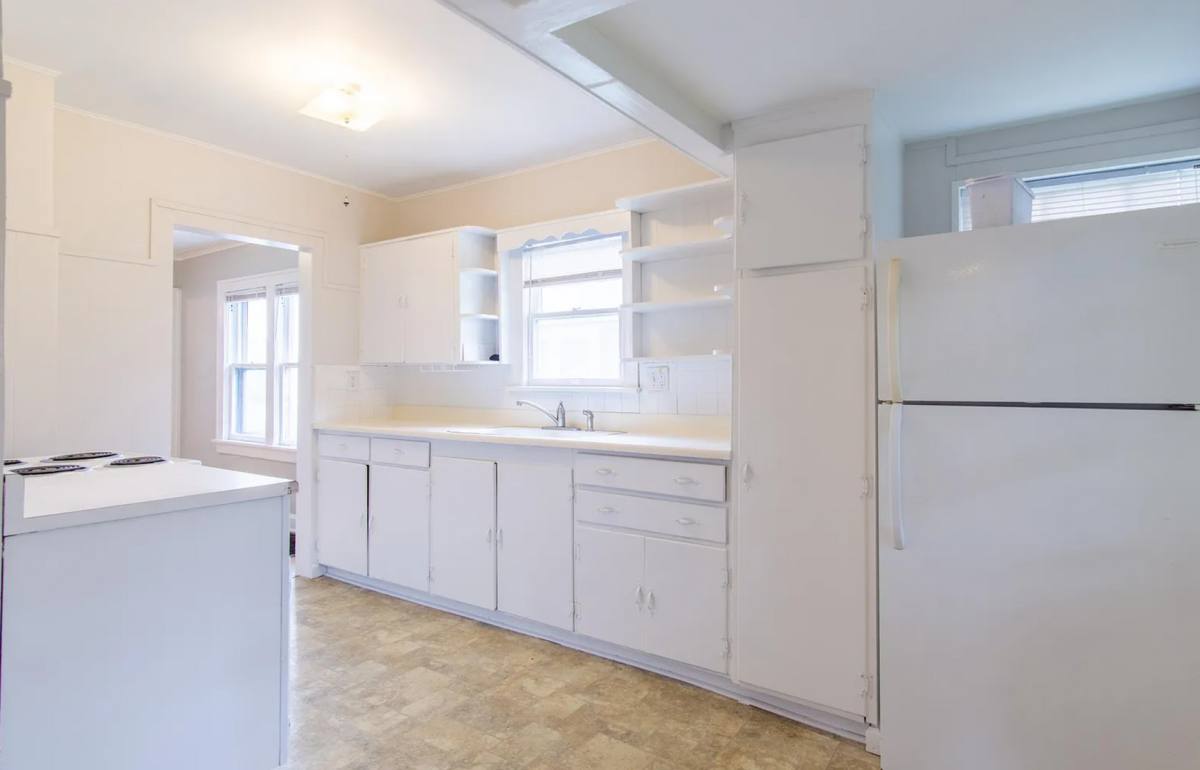 House for rent at 4714 Mercier St, Kansas City, MO 64112