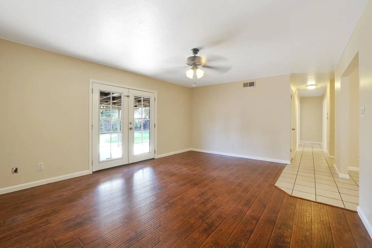House for rent at 4335 W Tulare Ave, Visalia, CA 93277