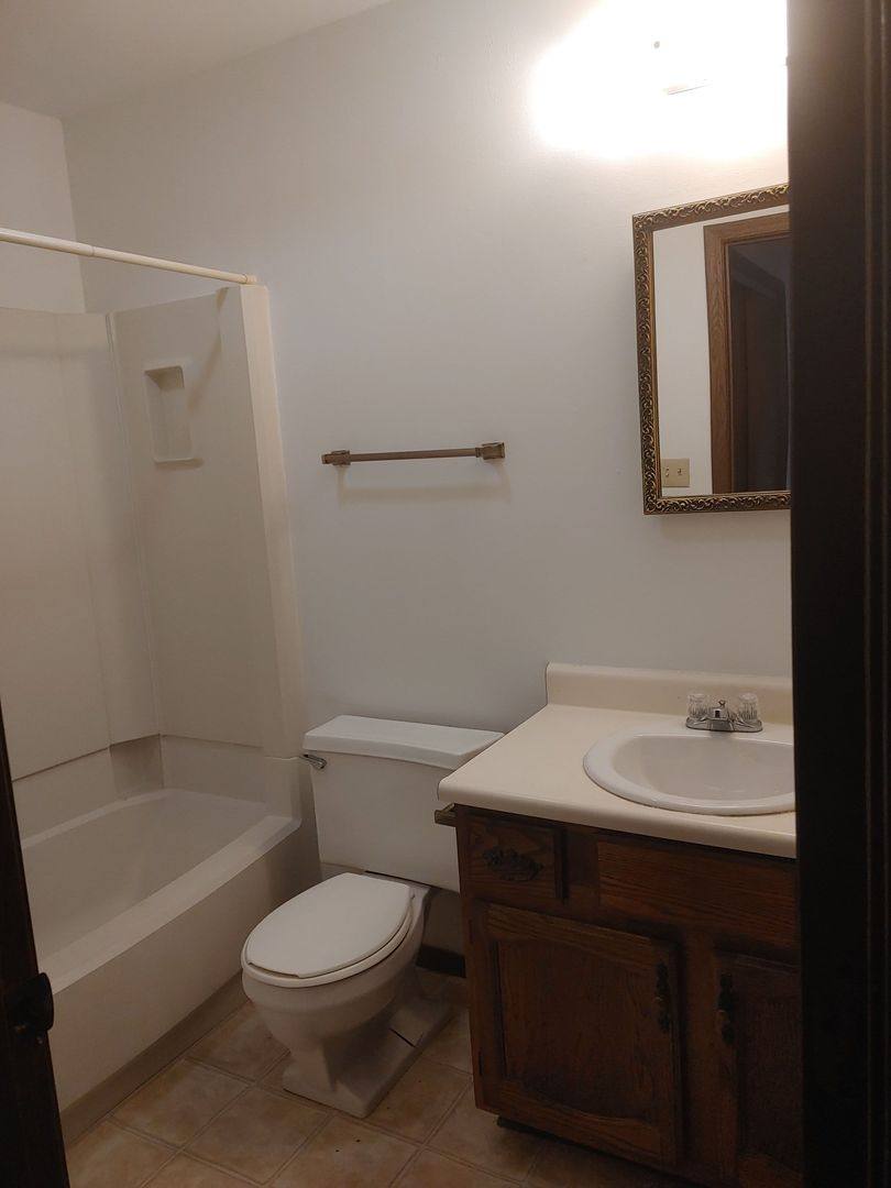 Apartment for rent at 3006 Mimosa, Cape Girardeau, MO 63701