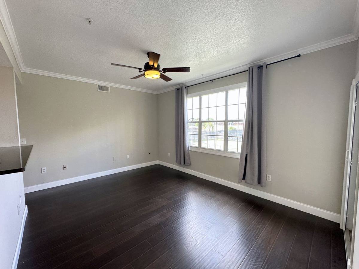 Condo for rent at 501 Knights Run Ave, Tampa, FL 33602