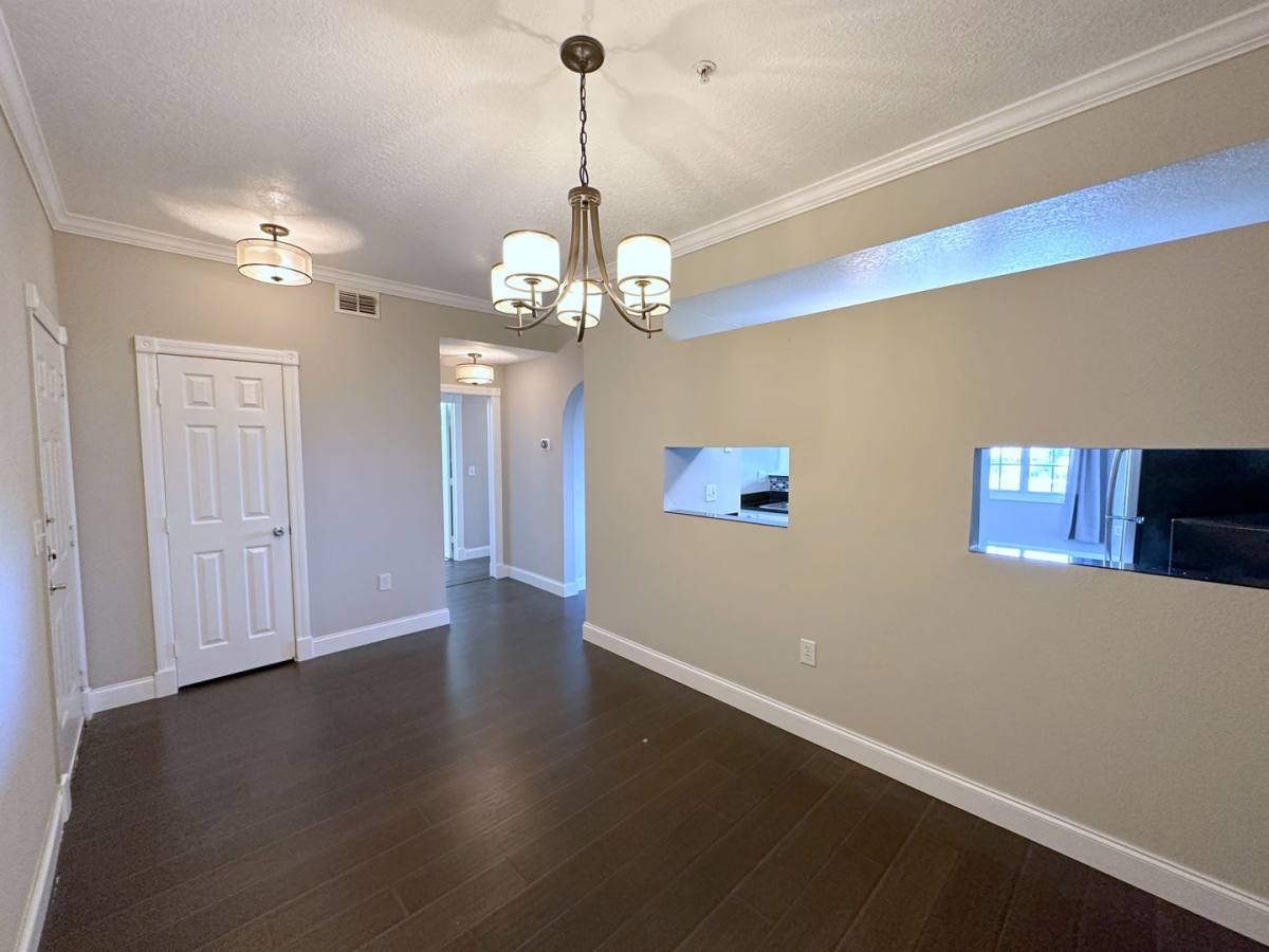 Condo for rent at 501 Knights Run Ave, Tampa, FL 33602