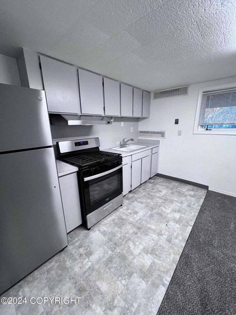 Apartment for rent at 2701 Denali St, Anchorage, AK 99503