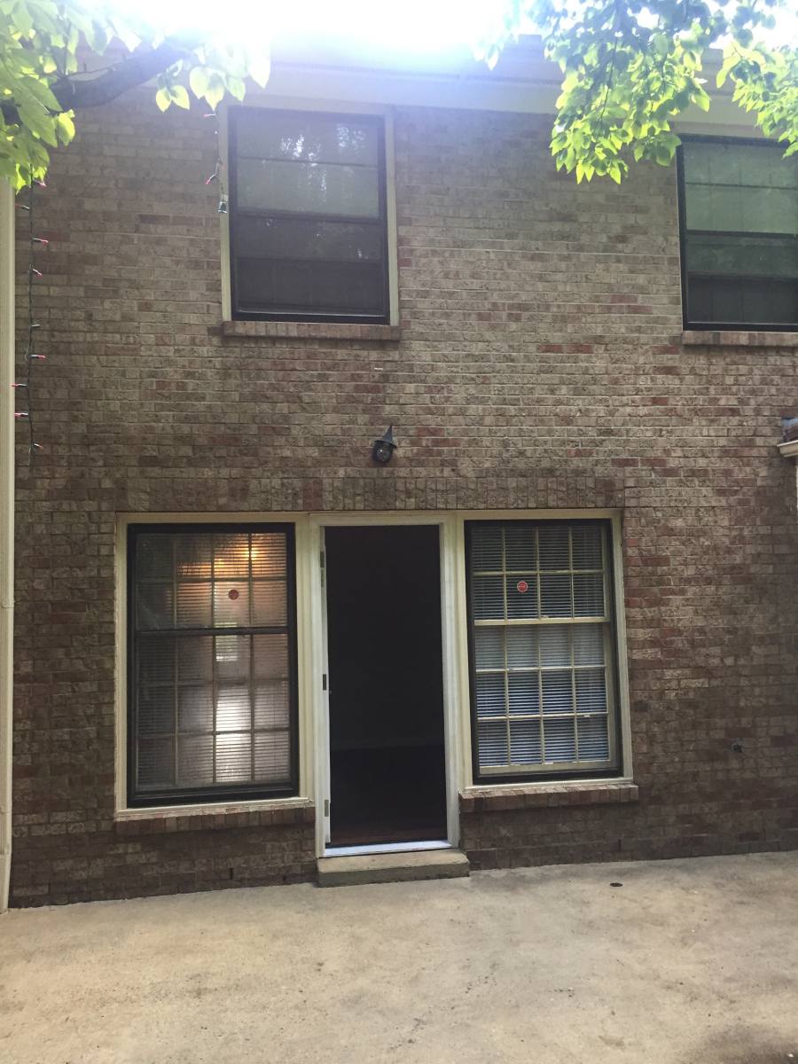 Townhouse for rent at 815 Seabury Court, Wilmington, NC 28403
