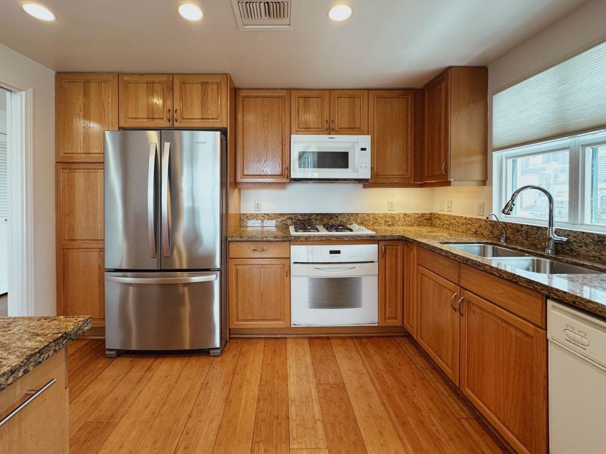 Condo for rent at 555 Front St, San Diego, CA 92101