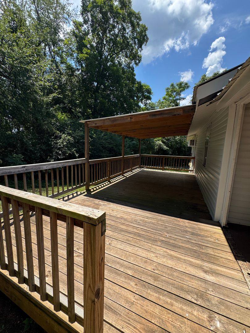 House for rent at 717 Washington St NW, Jacksonville, AL 36265