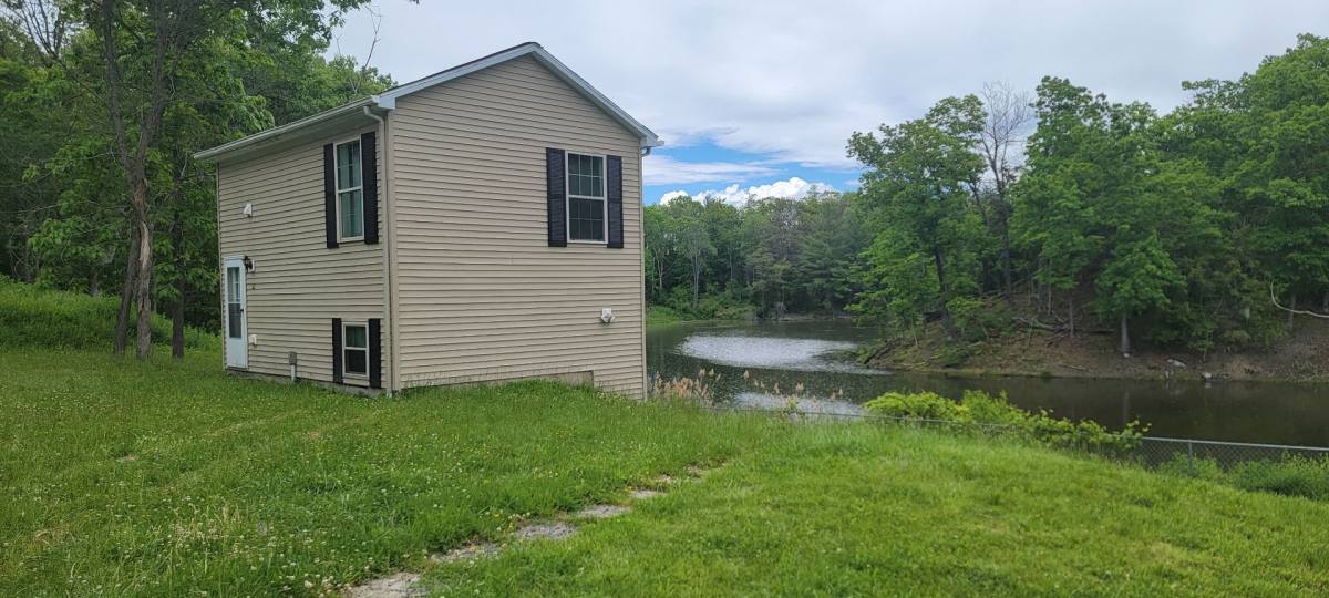 Apartment for rent at 301 W Ghent Rd, Hudson, NY 12534