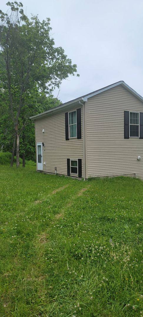 Apartment for rent at 301 W Ghent Rd, Hudson, NY 12534