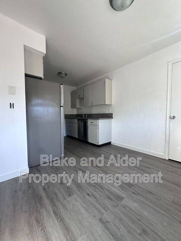 House for rent at 15847 SE Stark St #20, Portland, OR 97233