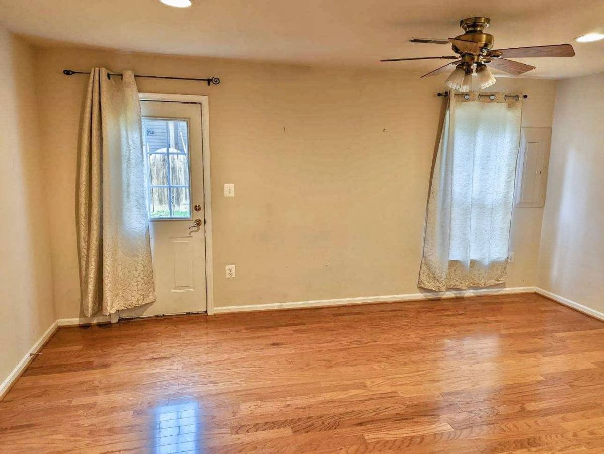 Townhouse for rent at 6984 Cromarty Dr, Alexandria, VA 22315