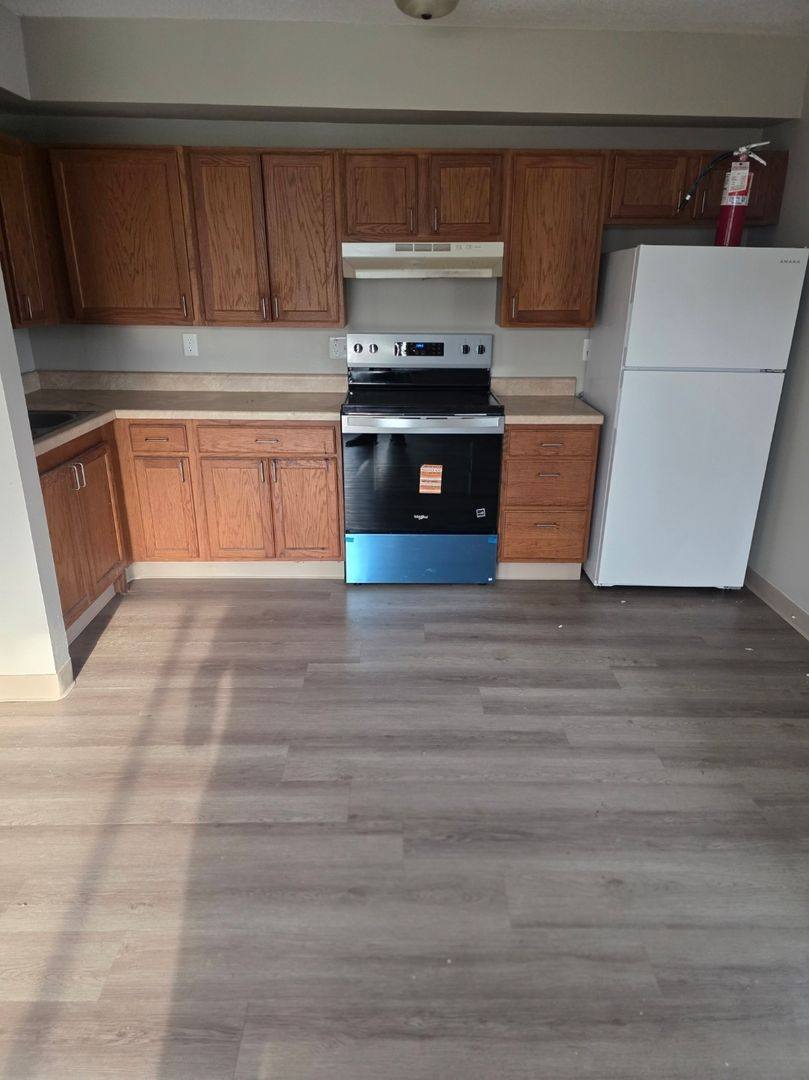 Apartment for rent at 1307 12th Ave, Belle Plaine, IA 52208