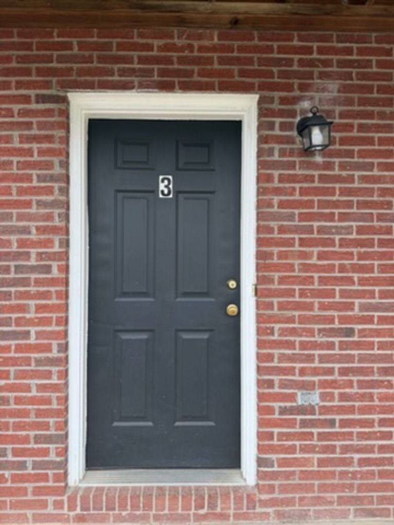 Apartment for rent at 239 McDaniel Dr, Richmond, KY 40475