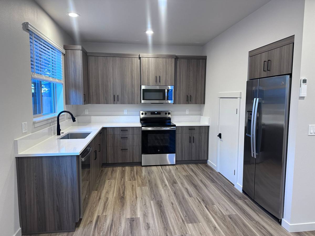 Apartment for rent at 823 SE 5th St, Bend, OR 97702