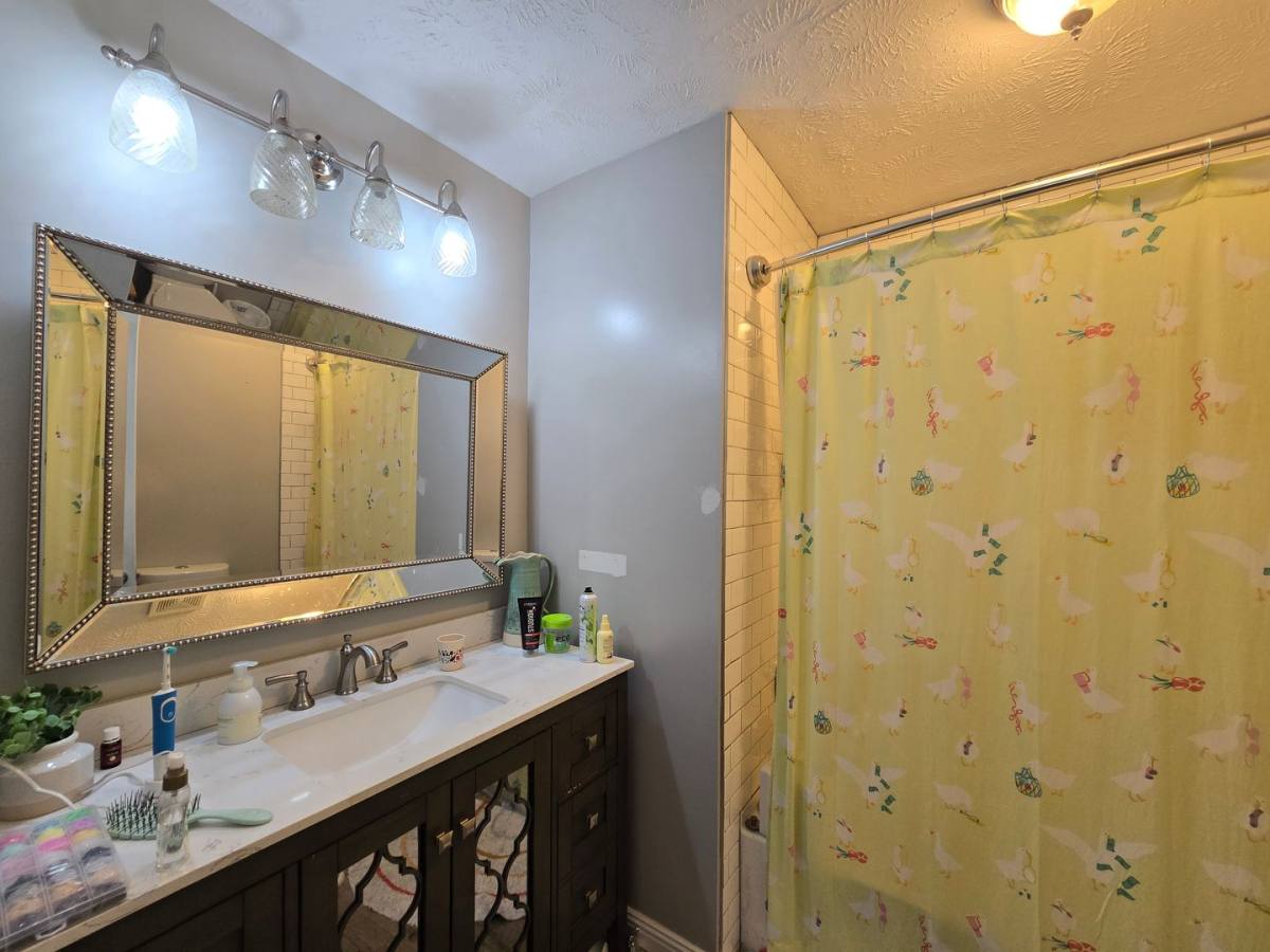 House for rent at 111 Greentree Dr, Raeford, NC 28376