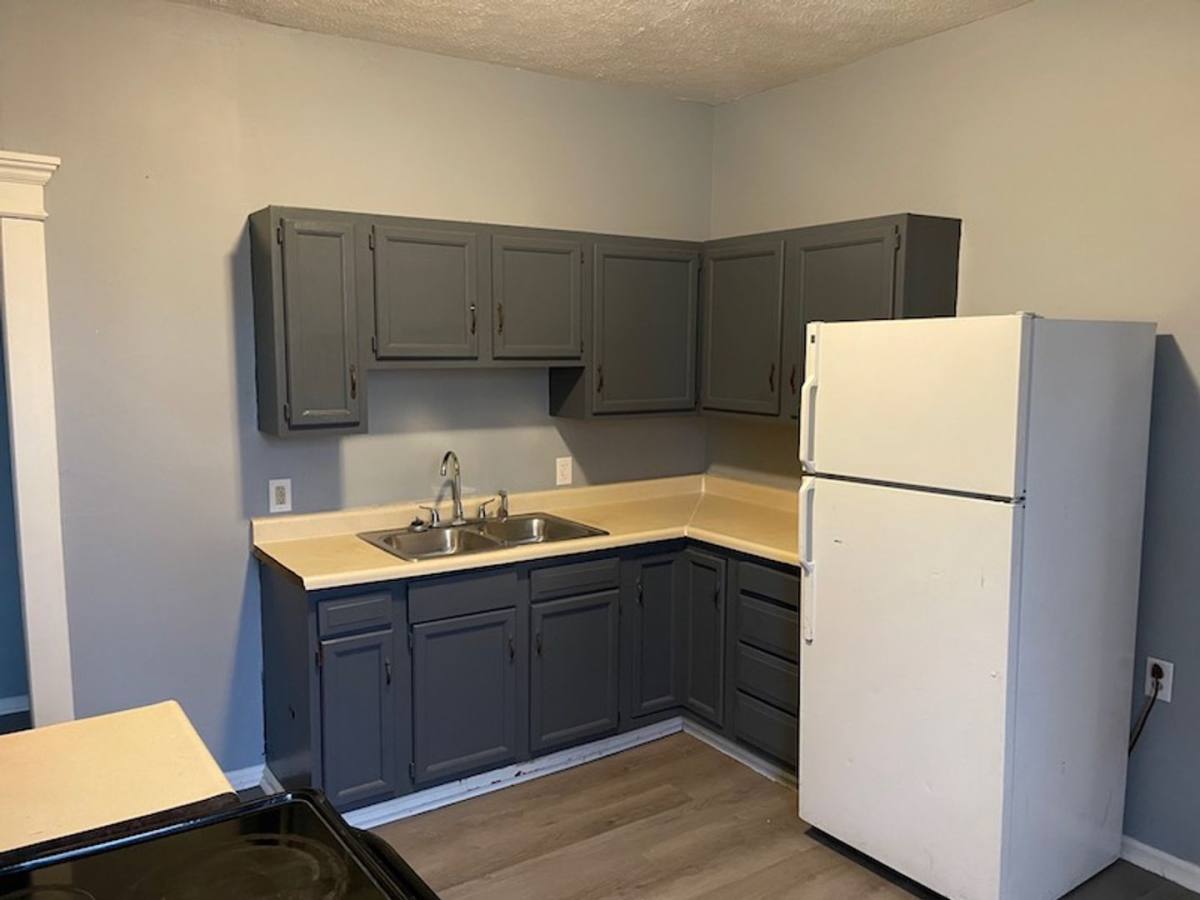 Apartment for rent at 159 W 5th St, Mansfield, OH 44903