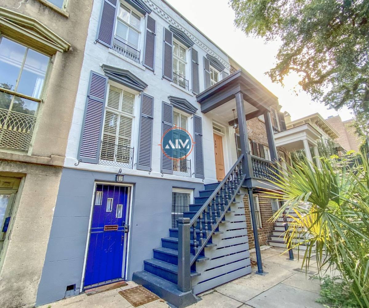 Apartment for rent at 208 E Taylor, Savannah, GA 31401