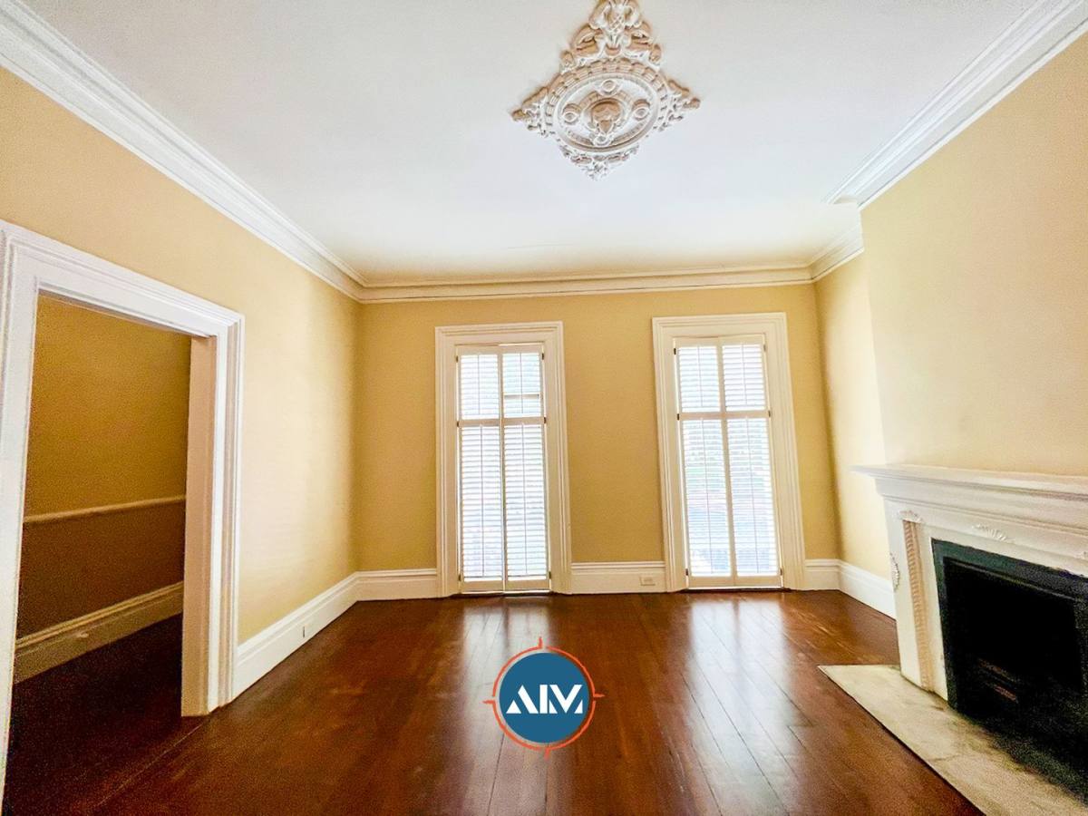 Apartment for rent at 208 E Taylor, Savannah, GA 31401
