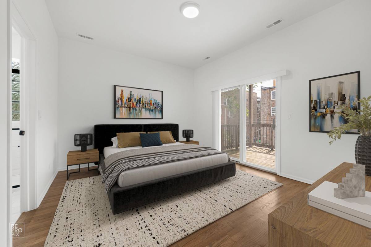 Apartment for rent at 7410 N Winchester Ave, Chicago, IL 60626