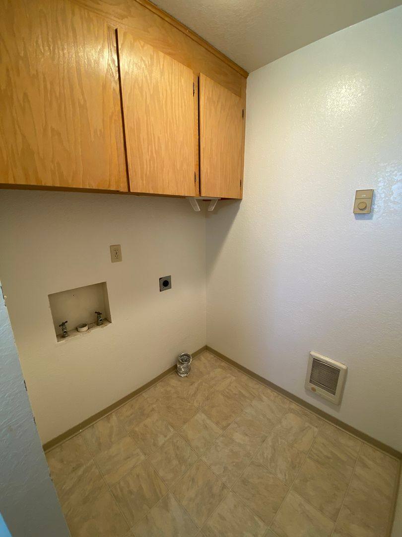 Apartment for rent at 3406 Vincenta, Yakima, WA 98902
