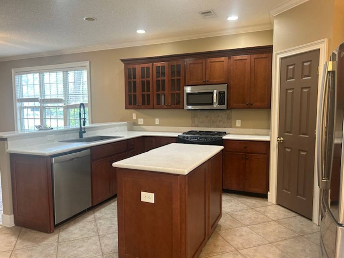 House for rent at 18 Admiral's Retreat Dr, Saint Simons Island, GA 31522