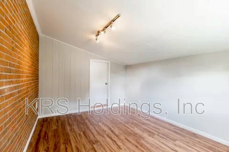 House for rent at 103 Middleboro Place, Lynchburg, VA 24502