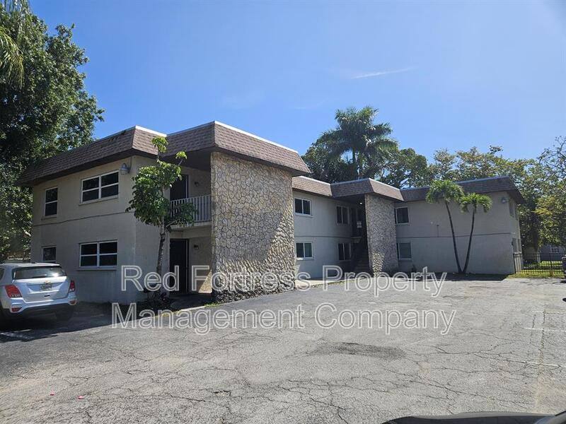 Apartment for rent at 4331 Glenwood Ave #8, Fort Myers, FL 33905