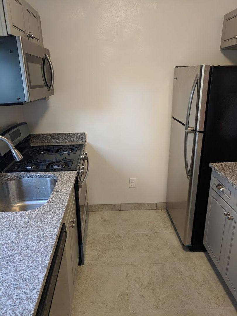 House for rent at 915 Mellon St, Pittsburgh, PA 15206